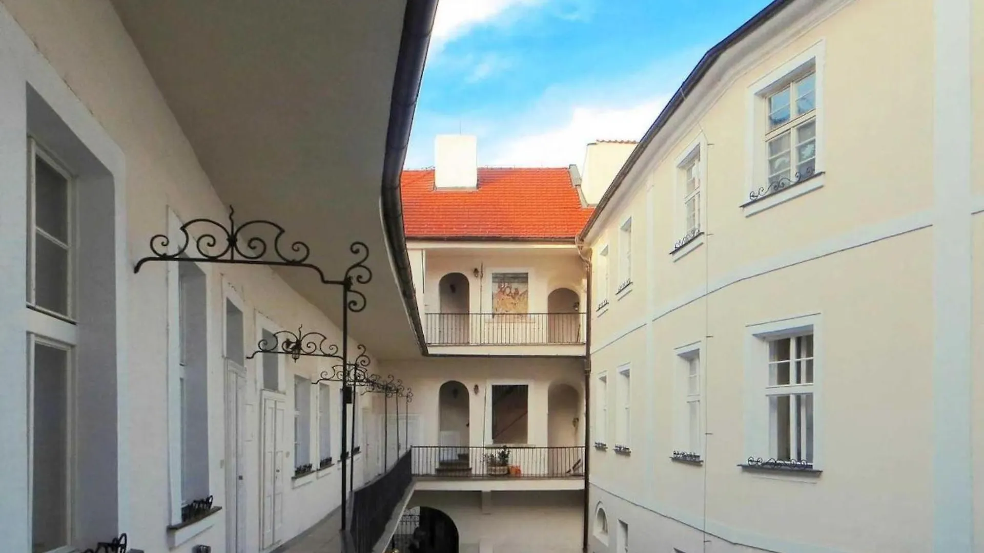 Apartment Old Town Home-2 By Interhome Praga Czechy